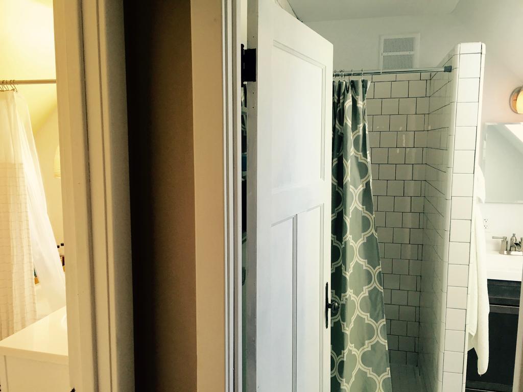 Aberdeen Stone Cottage B&B Traverse City Buitenkant foto