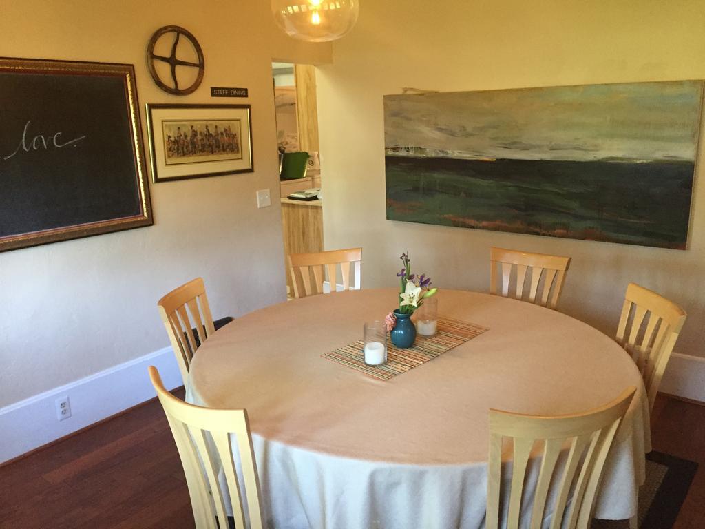 Aberdeen Stone Cottage B&B Traverse City Buitenkant foto