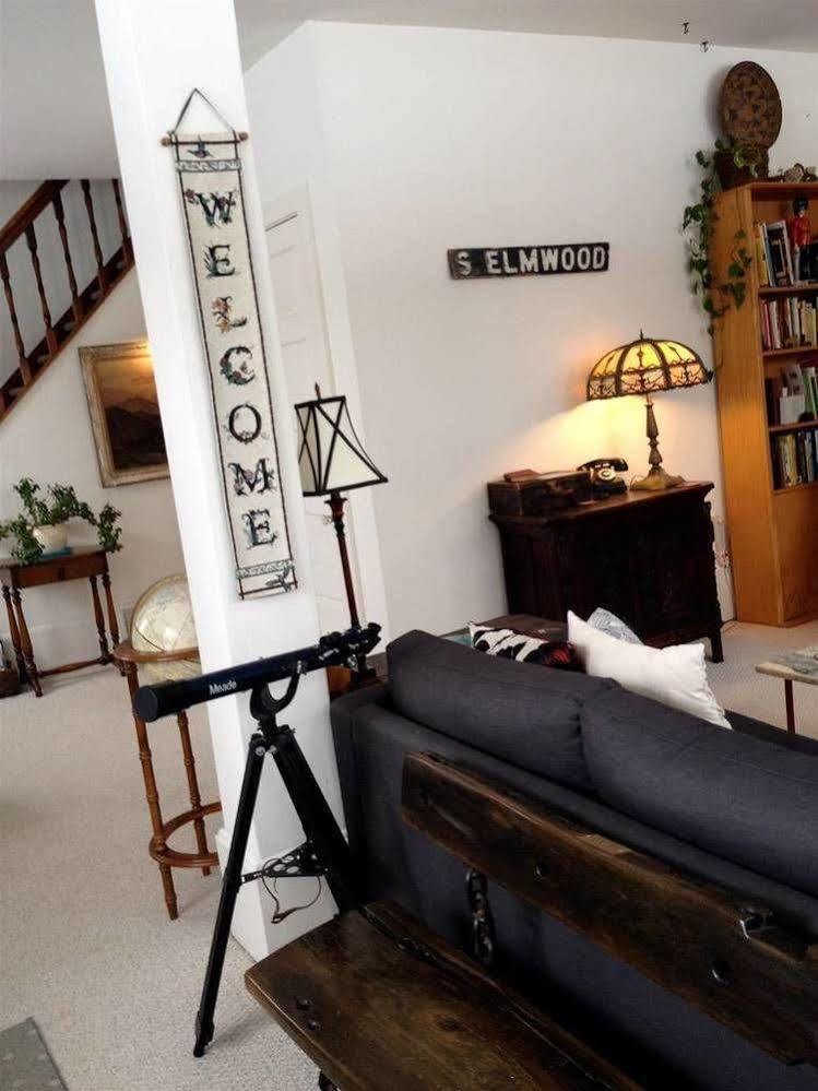 Aberdeen Stone Cottage B&B Traverse City Buitenkant foto