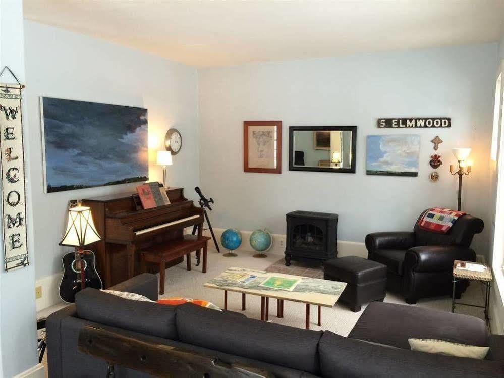 Aberdeen Stone Cottage B&B Traverse City Buitenkant foto