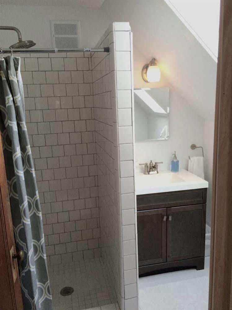 Aberdeen Stone Cottage B&B Traverse City Buitenkant foto