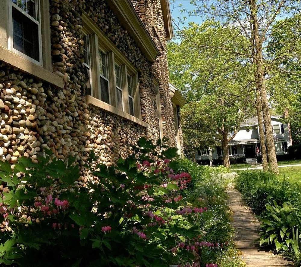 Aberdeen Stone Cottage B&B Traverse City Buitenkant foto